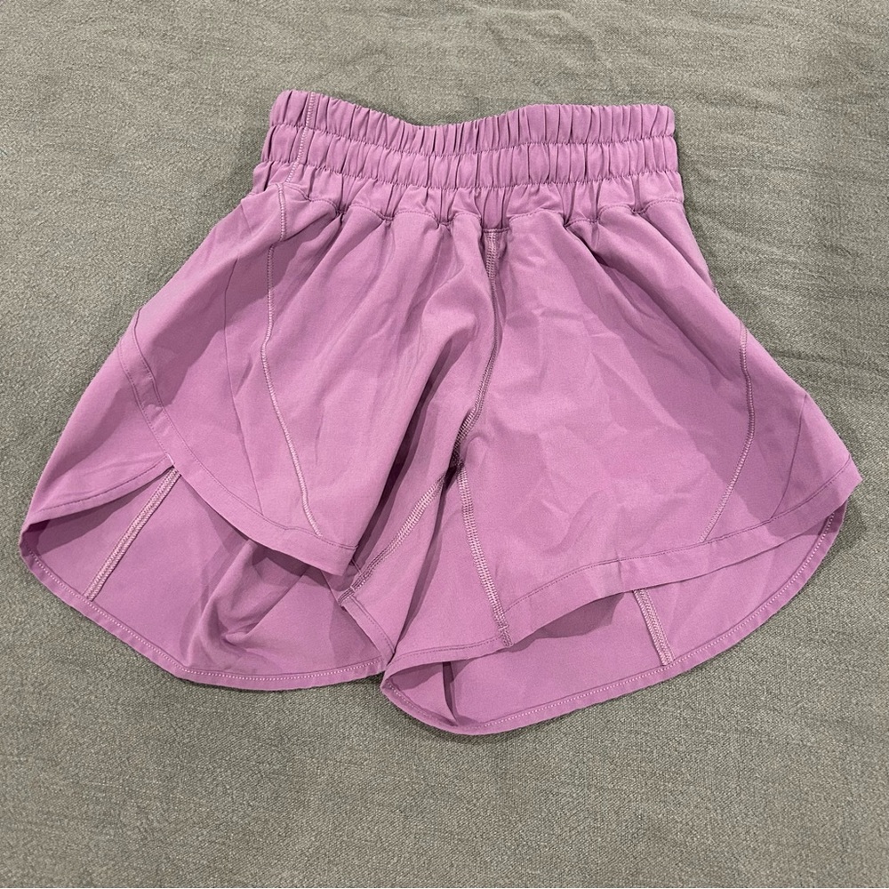 Lululemon Track That High Rise Lined Short 3” size 0